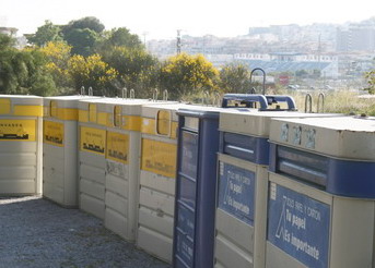 IU pide que se coloquen contenedores para reciclar en el casco urbano