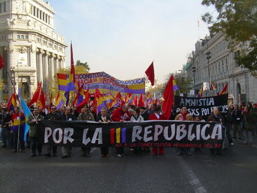 Miles de personas se manifiestan en Madrid contra la
