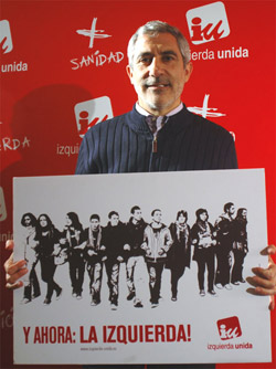 Llamazares acusa a Zapatero de "insensible" por hacer "propaganda en webs" en lugar de ir al Congreso