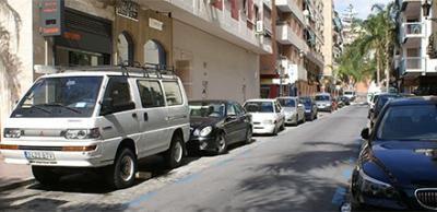 El alcalde fastidió sin necesidad a los comerciantes al comenzar las obras de la Avenida Andalucía en Semana Santa