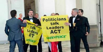 Izquierda Unida exige la inmediata liberación del Director Ejecutivo de Greenpeace España y de los otros dos activistas detenidos en Dinamarca