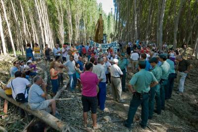 Vecinos de Cortes de Baza en Granada inician su tercera semana de protestas por las obras de trasvase del río Castril