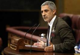 Gaspar Llamazares decide no participar en la votación que amplía de forma indefinida la misión española en la guerra de Libia