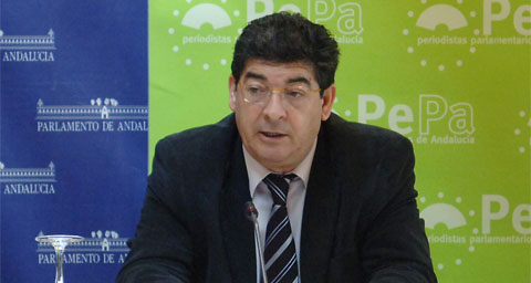 Valderas es elegido por unanimidad candidato de IU a la Junta