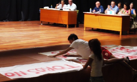 IU propone que Almuñécar se una a la Red de Municipios Anti taurinos